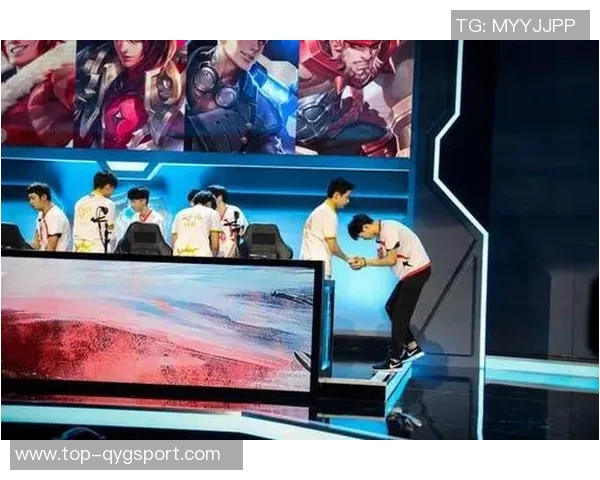 实况足球插花技巧分享助你在比赛中轻松赢得胜利与荣耀 实况足球插花技巧分享助你在比赛中轻松赢得胜利与荣耀